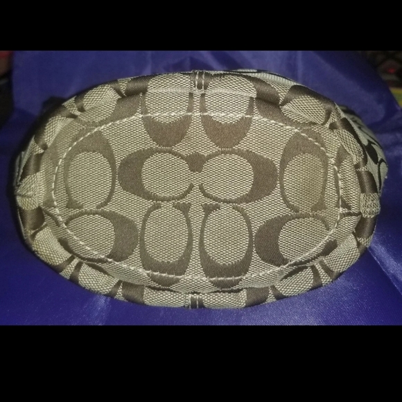!SOLD! Coach Signature C Cotton/Leather Bag - Picture 6 of 6
